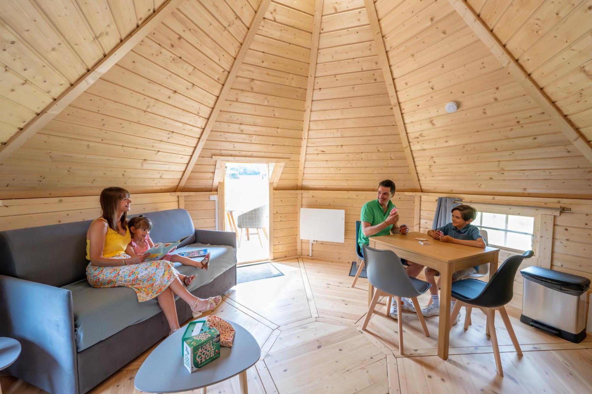 Logements Insolites A La Ferme - Yourte, Kota Ou Pod Farbus Oda fotoğraf