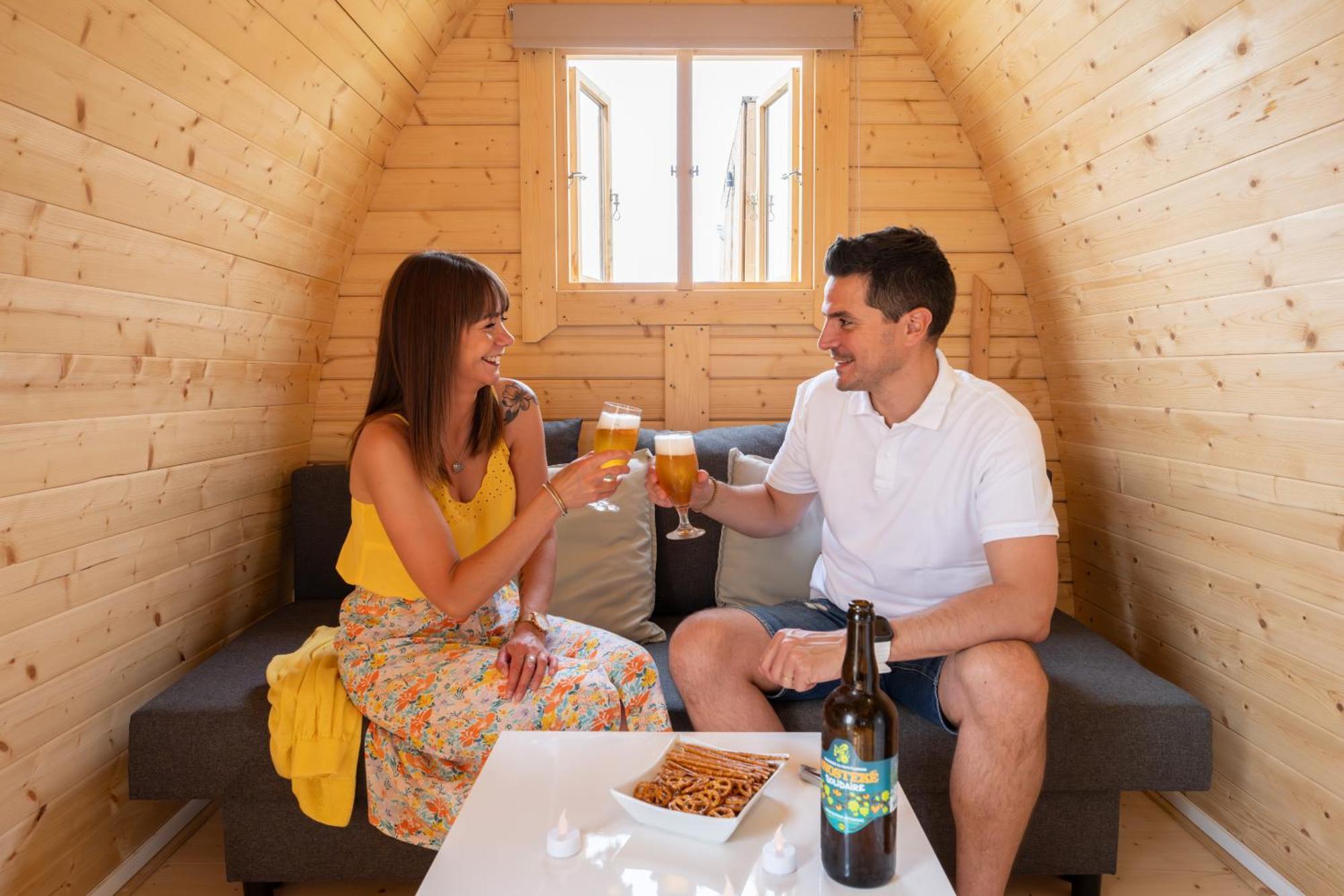Logements Insolites A La Ferme - Yourte, Kota Ou Pod Farbus Oda fotoğraf
